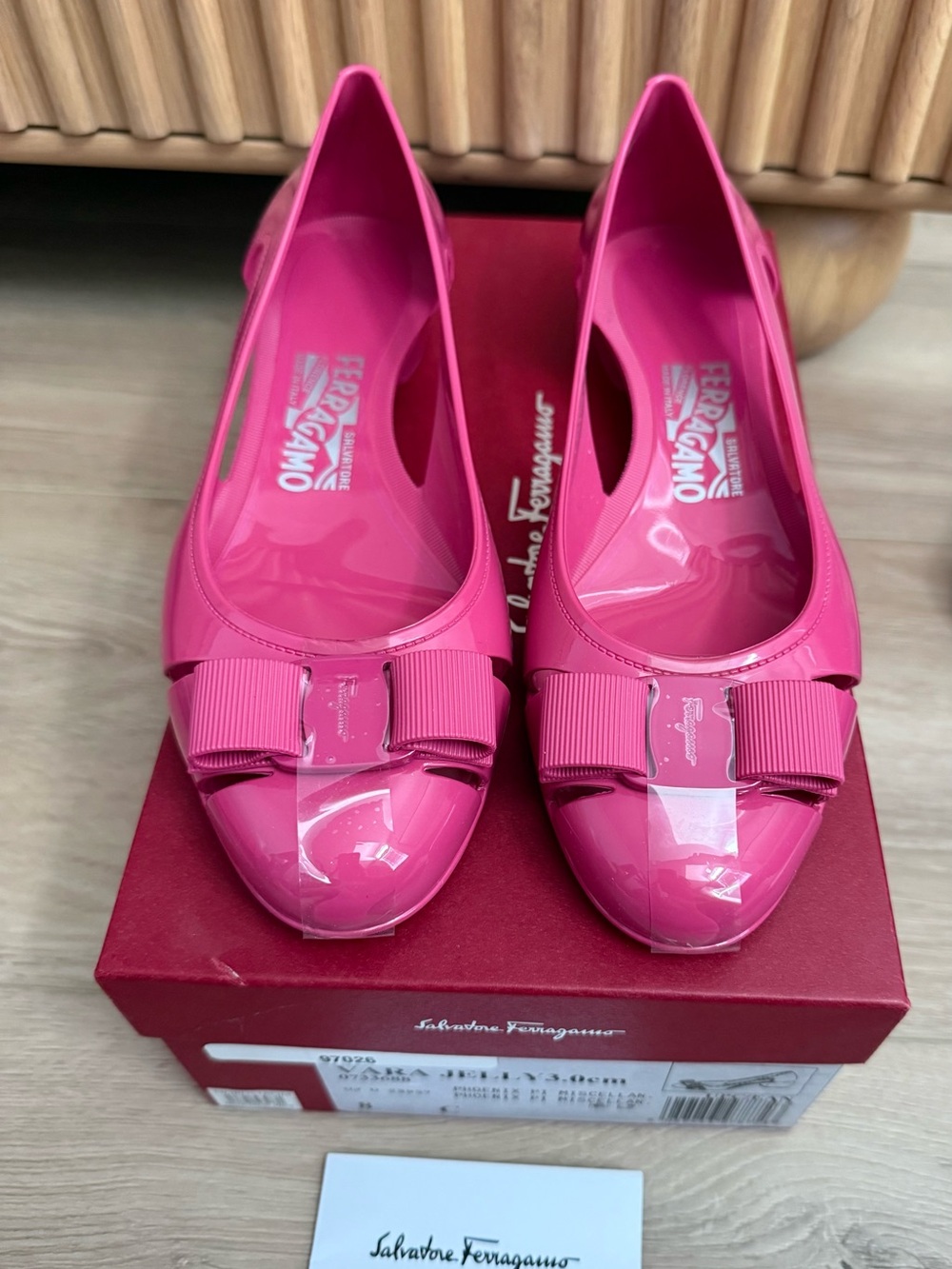 NWT! Salvatore Ferragamo Vara Jelly’s. Full inclusion with the box and dust bag!